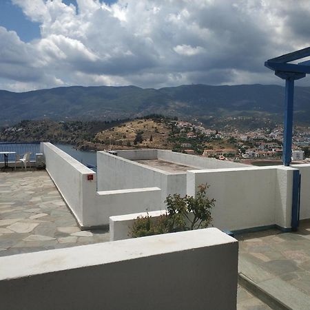 Rania Studios Poros Town Екстериор снимка